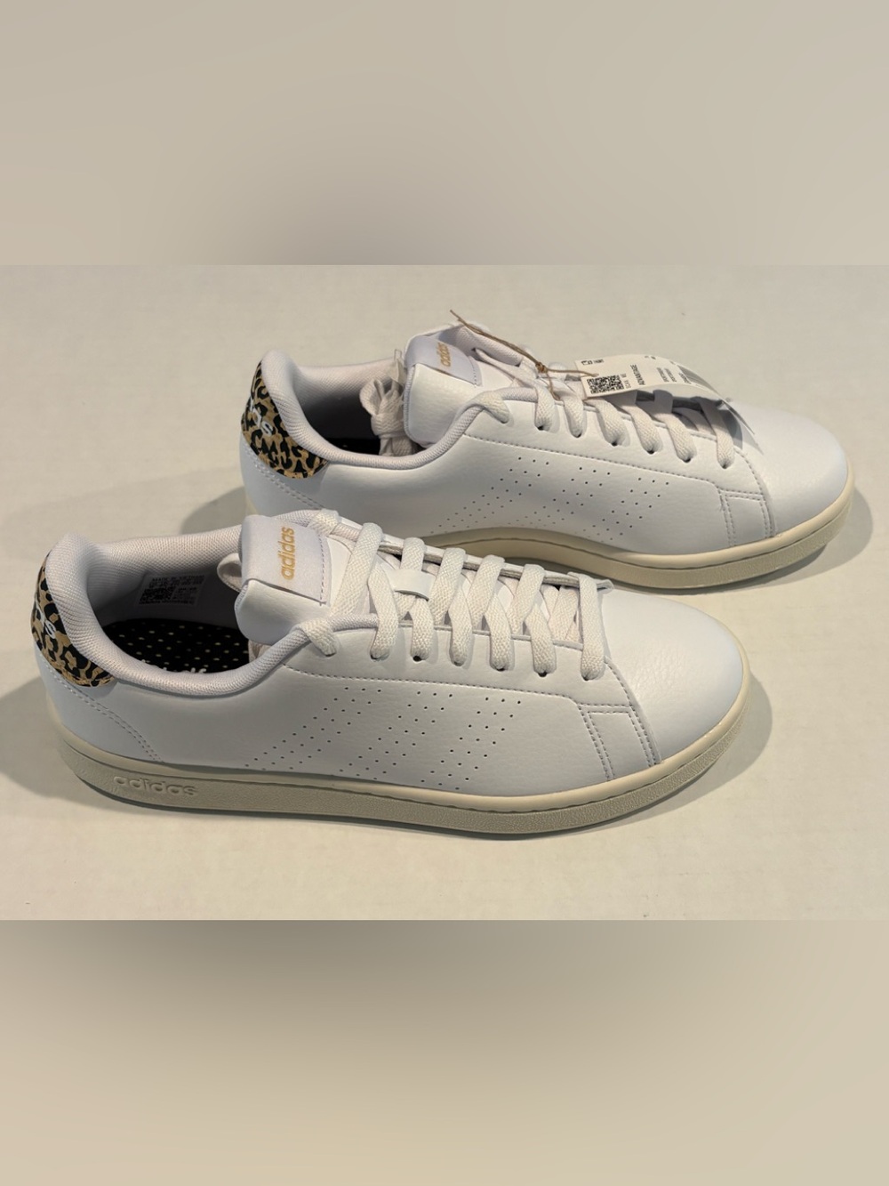 Adidas Advantage Women's White Leopard Print GW4850 New in Box